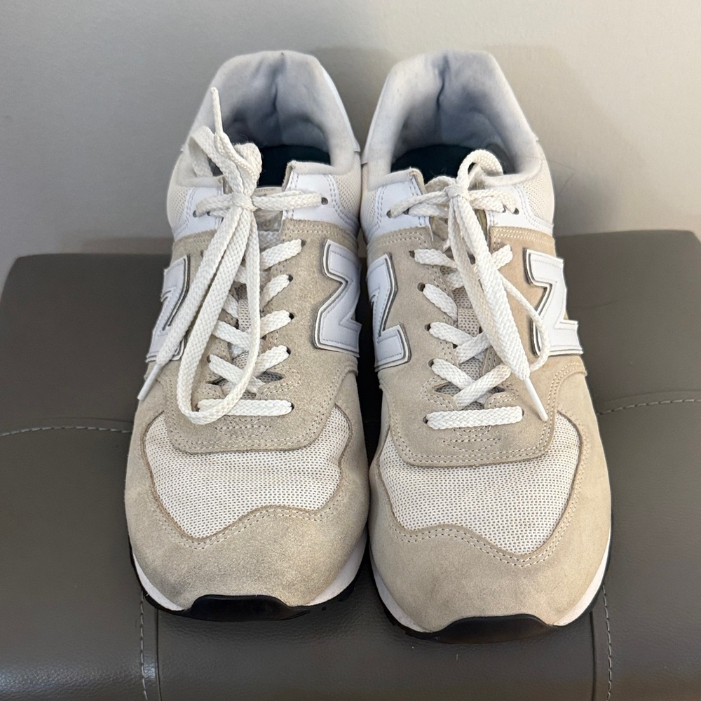 New Balance Men's Beige and White Suede Mesh Sneakers